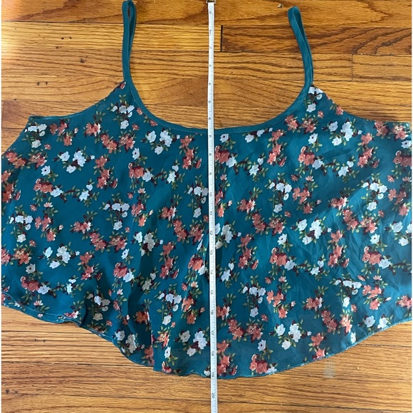 Full Tilt Cropped Flowy Tank Sz L - Picture 4 of 7